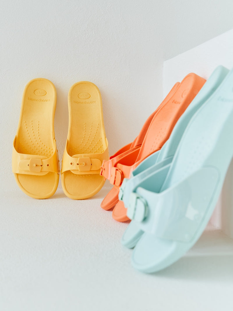 Beach sandals for women