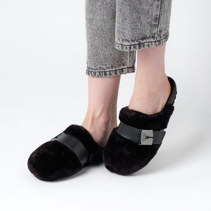 ALBERTA - Synthetic fur - Black - 